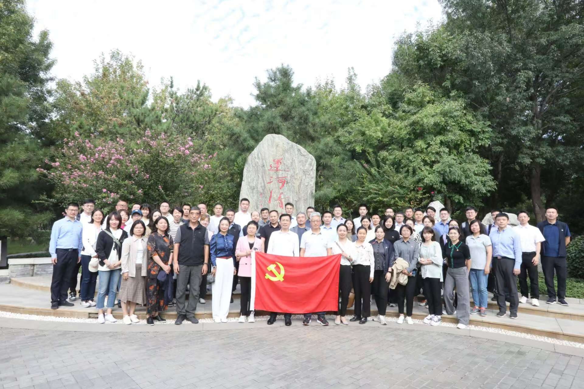 活动图片2 (002).jpg